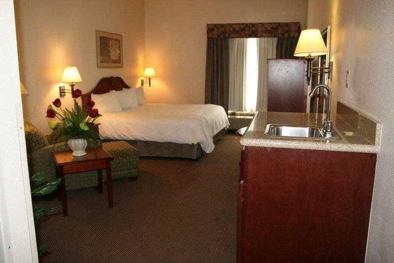 Country Inn & Suites By Radisson, Midway - Tallahassee West Dış mekan fotoğraf
