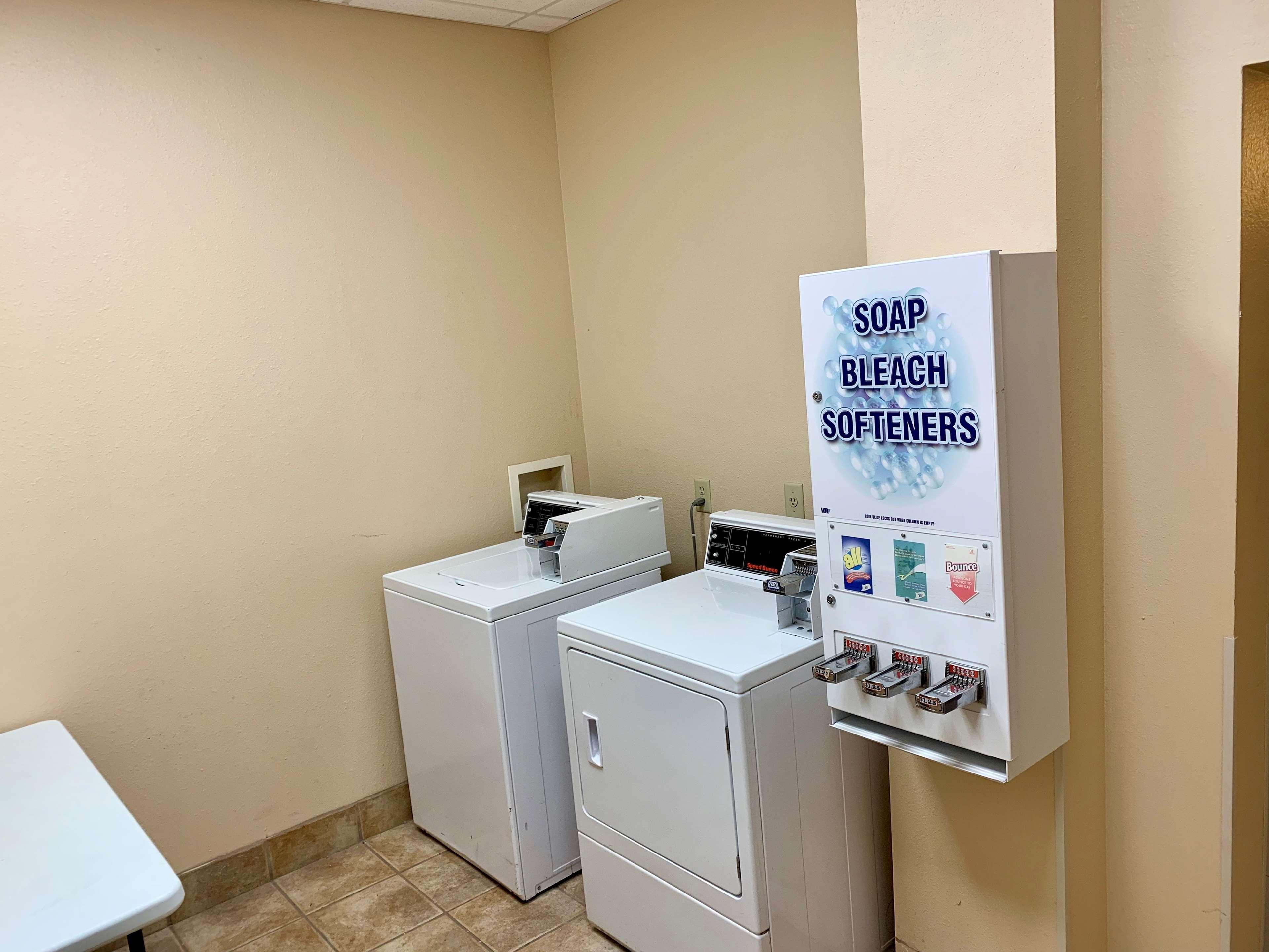 Country Inn & Suites By Radisson, Midway - Tallahassee West Dış mekan fotoğraf
