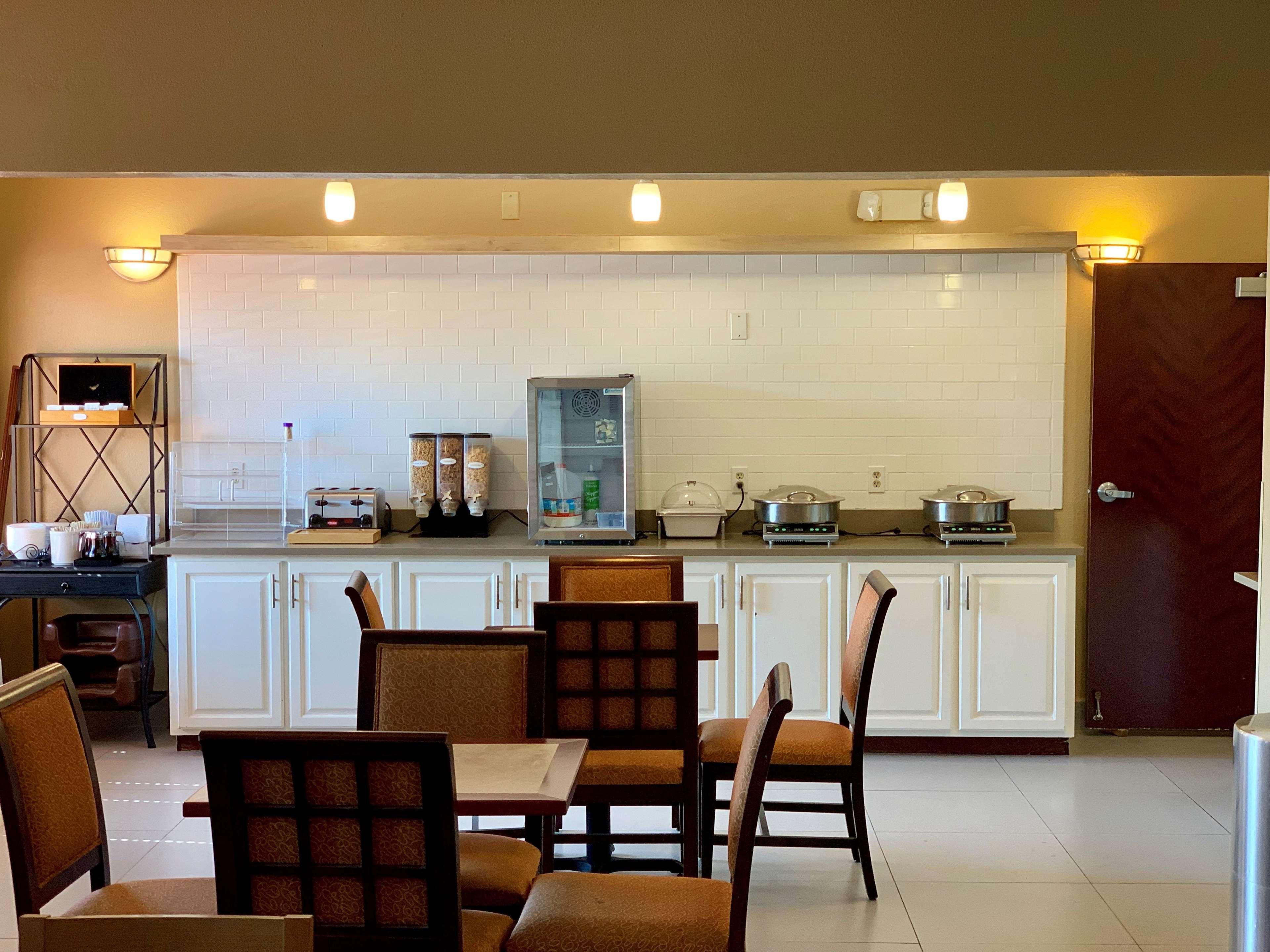 Country Inn & Suites By Radisson, Midway - Tallahassee West Dış mekan fotoğraf
