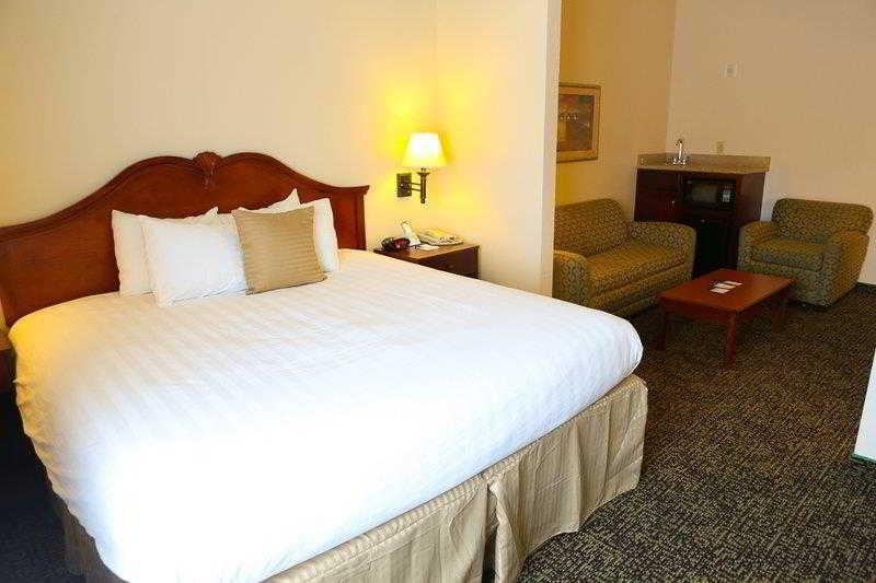 Country Inn & Suites By Radisson, Midway - Tallahassee West Dış mekan fotoğraf